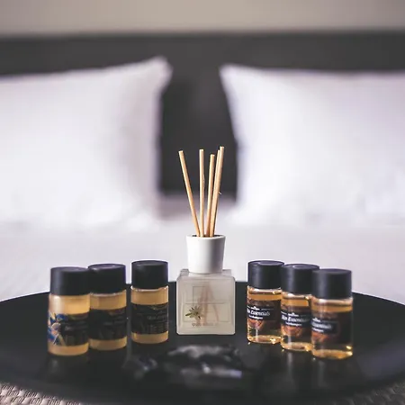 호텔 Teatro Deluxe Kato Rodini