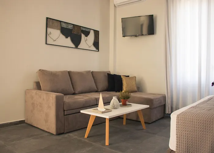 Teatro Deluxe Hotel *